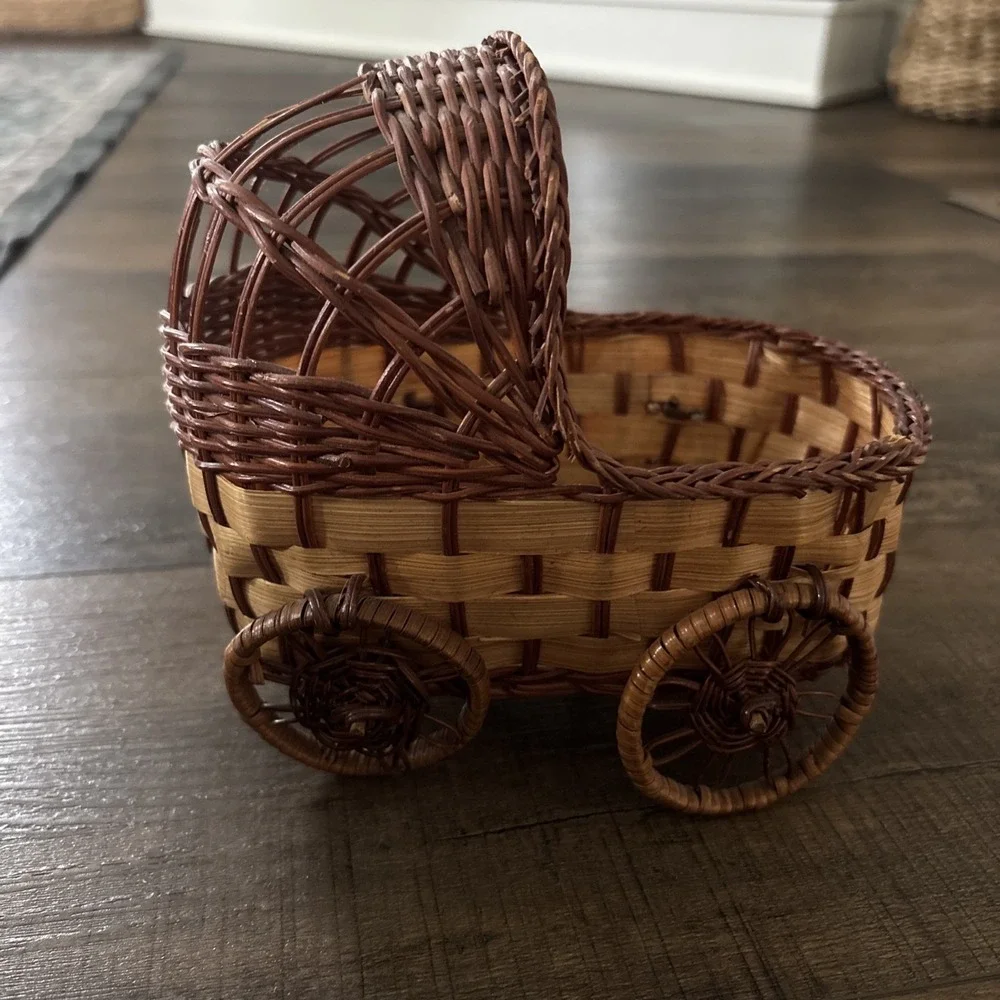 Vtg Wicker Rattan Baby Doll Carriage Small Decor Plant Holder
